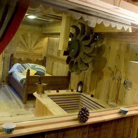 מלון La Meridiana 4*